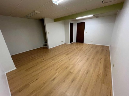 90 Abalone Crescent Ne, Calgary, AB - Indoor