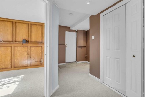 403 Queen Alexandra Way Se, Calgary, AB - Indoor Photo Showing Other Room