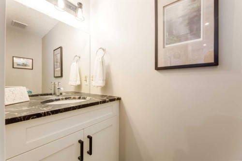26 Eagleview Way, Cochrane, AB - Indoor Photo Showing Bathroom