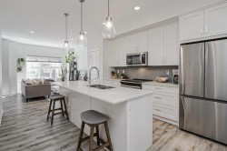 1411-355 Nolancrest Heights NW Calgary, AB T3R 0Z9