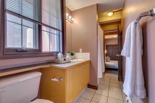 221-220 11 Avenue Se, Calgary, AB - Indoor