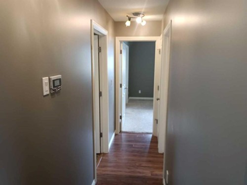 2 Holsworth Place, Sylvan Lake, AB - Indoor Photo Showing Other Room
