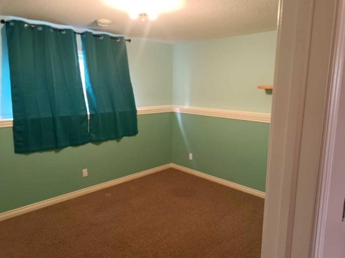 2 Holsworth Place, Sylvan Lake, AB - Indoor