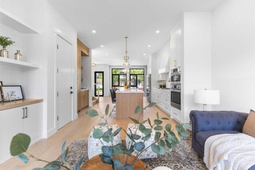 3716 44 Street Sw, Calgary, AB - Indoor Photo Showing Living Room