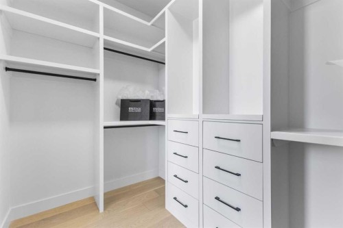 3716 44 Street Sw, Calgary, AB - Indoor With Storage