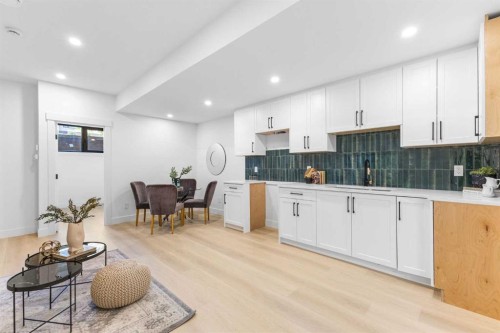 3716 44 Street Sw, Calgary, AB - Indoor