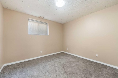 234 Tarawood Place Ne, Calgary, AB - Indoor Photo Showing Other Room