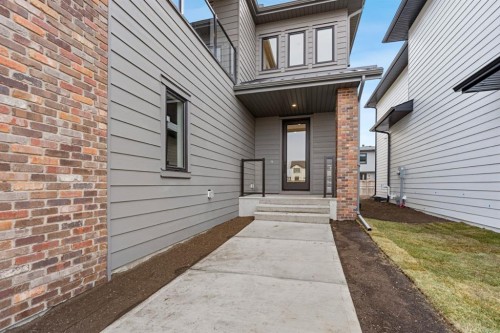 30 Greenwich Row Nw, Calgary, AB - Outdoor With Exterior