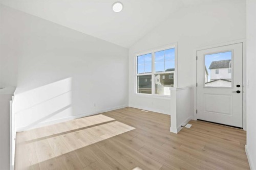 116 Mitchell Walk Nw, Calgary, AB - Indoor Photo Showing Other Room