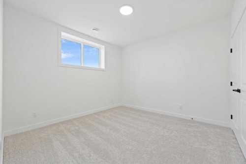 116 Mitchell Walk Nw, Calgary, AB - Indoor Photo Showing Other Room