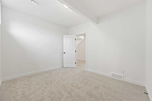 116 Mitchell Walk Nw, Calgary, AB - Indoor Photo Showing Other Room