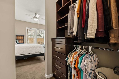 204-10 Mahogany Mews Se, Calgary, AB - Indoor Photo Showing Other Room