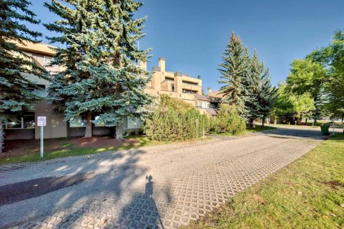 10-305 Village Mews Sw, Calgary, AB - Outdoor