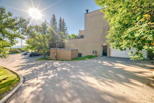 10-305 Village Mews Sw, Calgary, AB - Outdoor