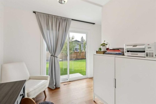 12215 Lake Erie Way Se, Calgary, AB - Indoor Photo Showing Other Room