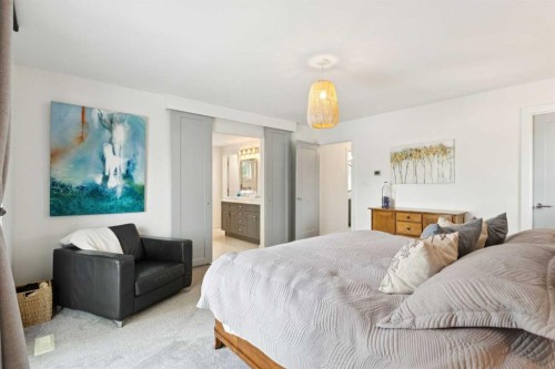 12215 Lake Erie Way Se, Calgary, AB - Indoor Photo Showing Bedroom