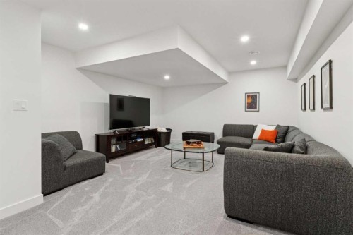 12215 Lake Erie Way Se, Calgary, AB - Indoor