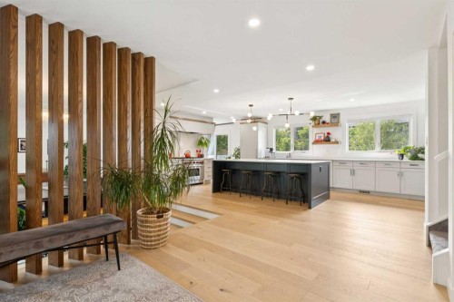 12215 Lake Erie Way Se, Calgary, AB - Indoor