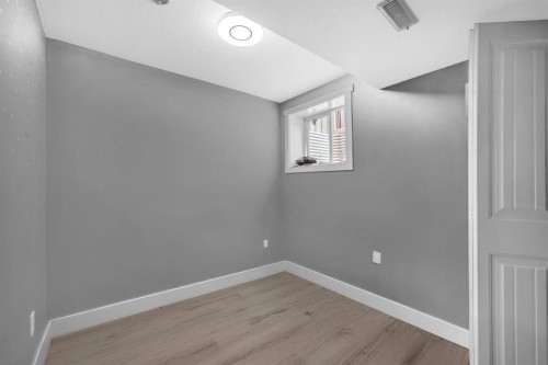 6022 Martingrove Road Ne, Calgary, AB - Indoor Photo Showing Other Room