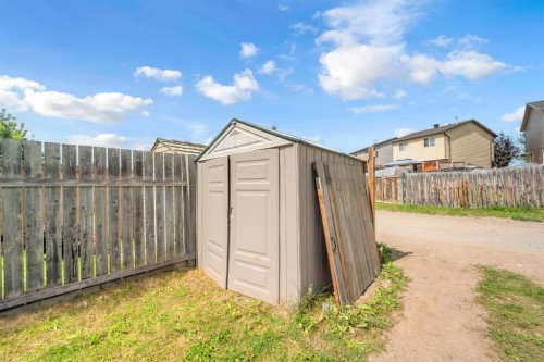6022 Martingrove Road Ne, Calgary, AB - Outdoor