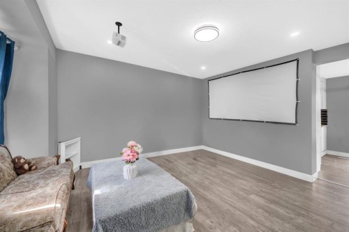 6022 Martingrove Road Ne, Calgary, AB - Indoor