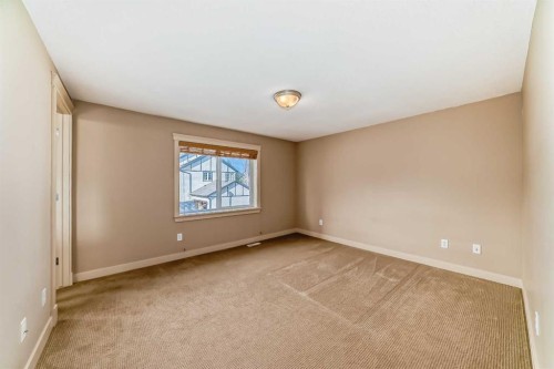 42 Ypres Green Sw, Calgary, AB - Indoor Photo Showing Other Room