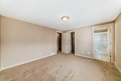 42 Ypres Green Sw, Calgary, AB - Indoor Photo Showing Other Room