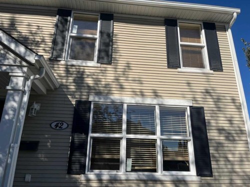 42 Ypres Green Sw, Calgary, AB -  Photo Showing Other Room