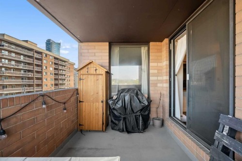 405-1334 13 Avenue Sw, Calgary, AB - Outdoor With Exterior