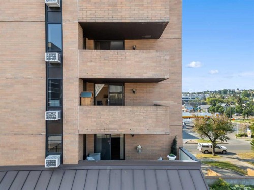405-1334 13 Avenue Sw, Calgary, AB - Outdoor