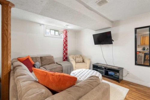 3212 Dover Crescent Se, Calgary, AB - Indoor