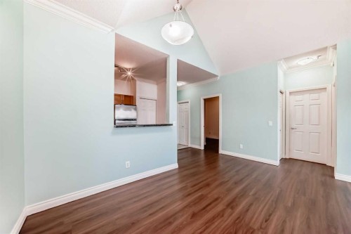 308-11170 30 Street Sw, Calgary, AB - Indoor Photo Showing Other Room