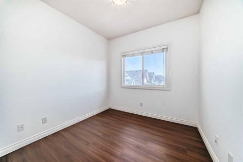 308-11170 30 Street Sw, Calgary, AB - Indoor Photo Showing Other Room