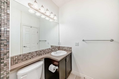 308-11170 30 Street Sw, Calgary, AB - Indoor Photo Showing Bathroom