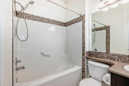 308-11170 30 Street Sw, Calgary, AB - Indoor Photo Showing Bathroom