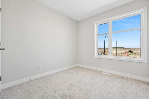7023 Rangeview Avenue Se, Calgary, AB - Indoor Photo Showing Other Room