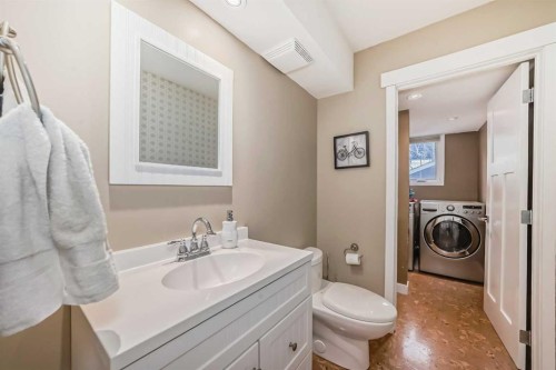 119 Pump Hill Bay Sw, Calgary, AB - Indoor