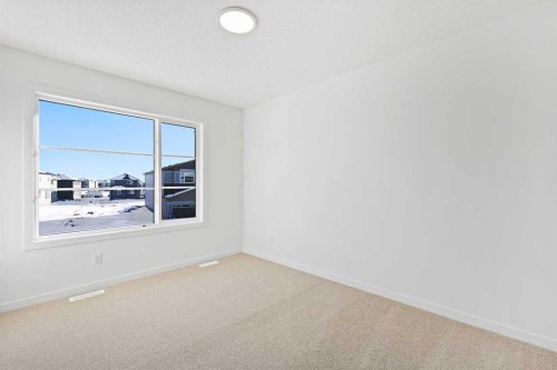 409 Corner Glen Way Ne, Calgary, AB - Indoor Photo Showing Other Room