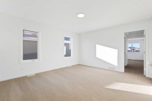 409 Corner Glen Way Ne, Calgary, AB - Indoor Photo Showing Other Room