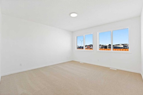 409 Corner Glen Way Ne, Calgary, AB - Indoor Photo Showing Other Room