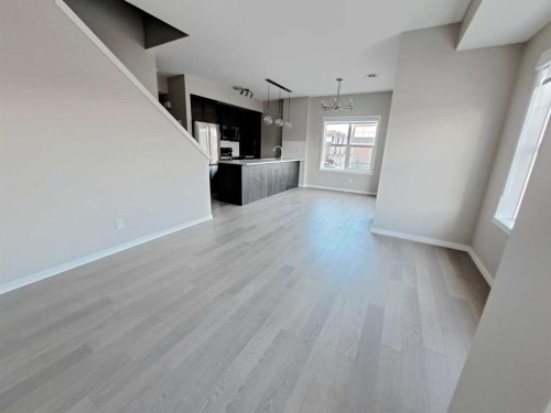 1411-250 Fireside View, Cochrane, AB - Indoor