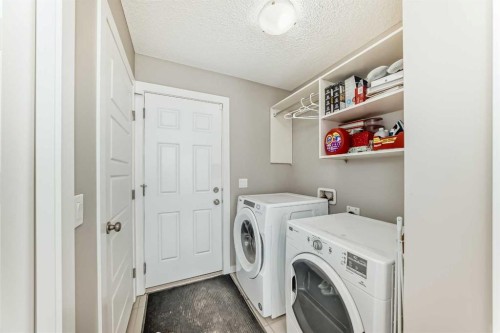 453-130 New Brighton Way Se, Calgary, AB - Indoor Photo Showing Laundry Room