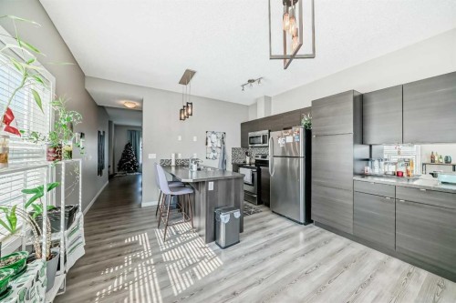 453-130 New Brighton Way Se, Calgary, AB - Indoor