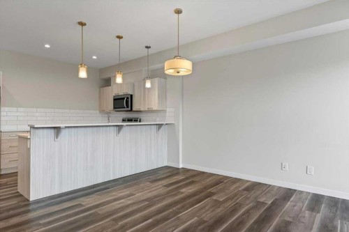 92 Saddlestone Drive Ne, Calgary, AB - Indoor Photo Showing Kitchen