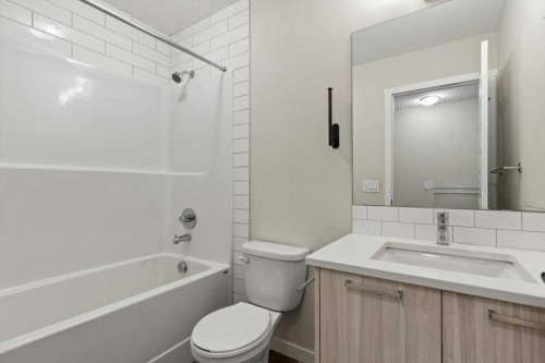 92 Saddlestone Drive Ne, Calgary, AB - Indoor Photo Showing Bathroom