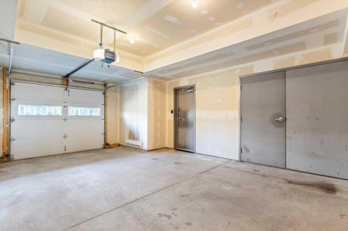 92 Saddlestone Drive Ne, Calgary, AB - Indoor Photo Showing Garage