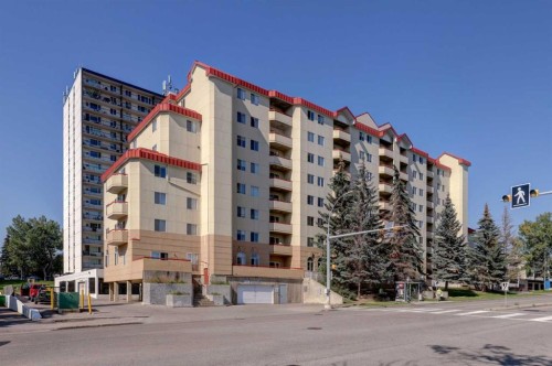 403-2011 University Drive NW Calgary, AB T2N 4T4