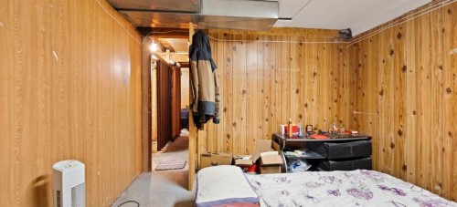 110 39 Street Se, Calgary, AB - Indoor