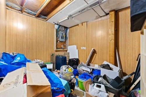 110 39 Street Se, Calgary, AB - Indoor