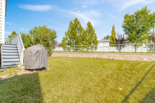 295 Coventry Road Ne, Calgary, AB - Outdoor